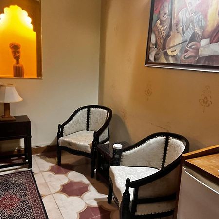 Amaravat Hotel Vrindāvan Esterno foto
