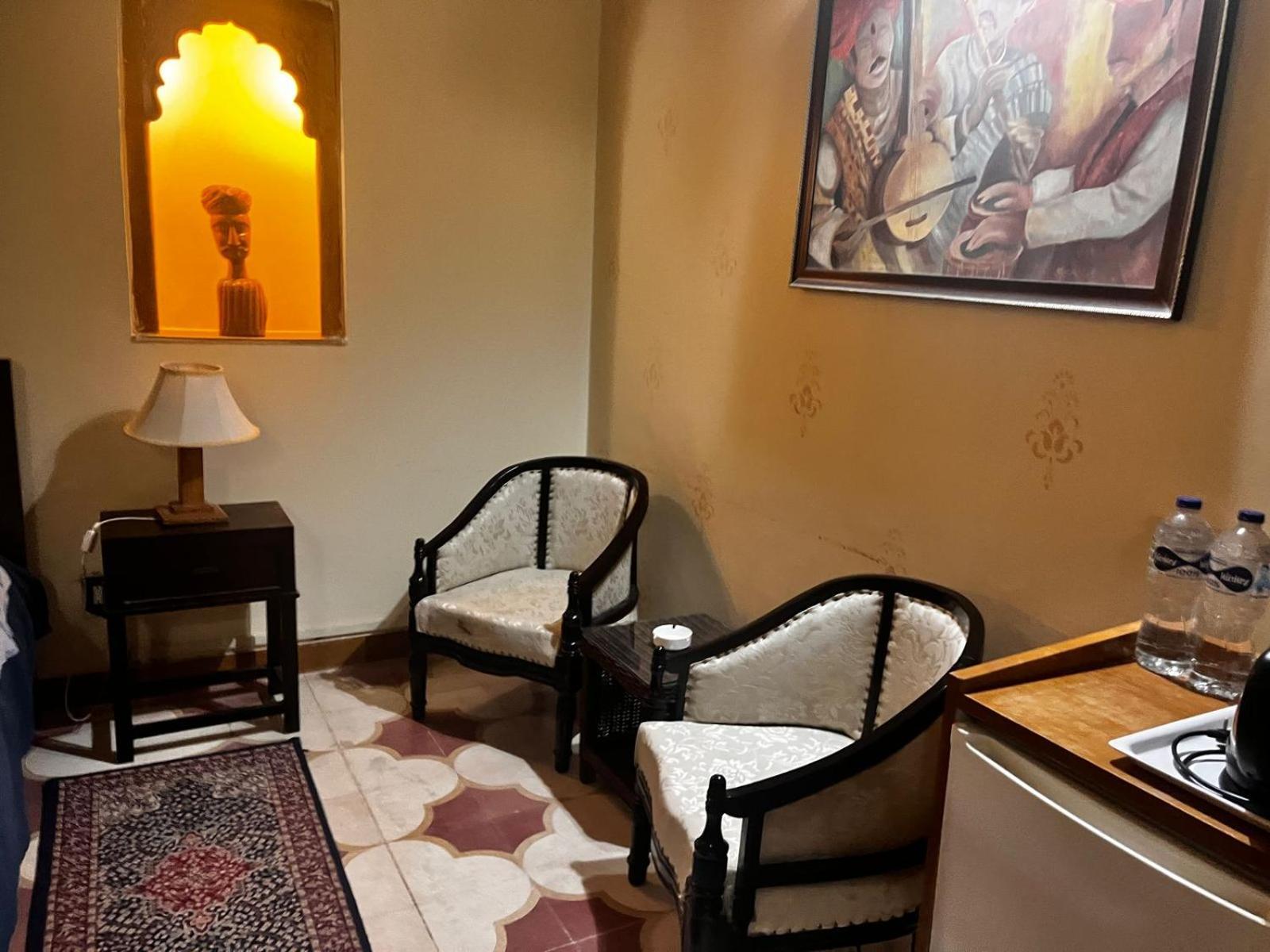 Amaravat Hotel Vrindāvan Esterno foto